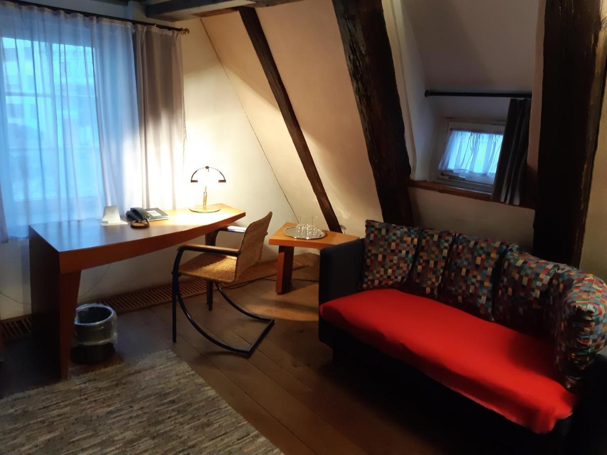 Schiefes Haus Hotell Ulm Eksteriør bilde