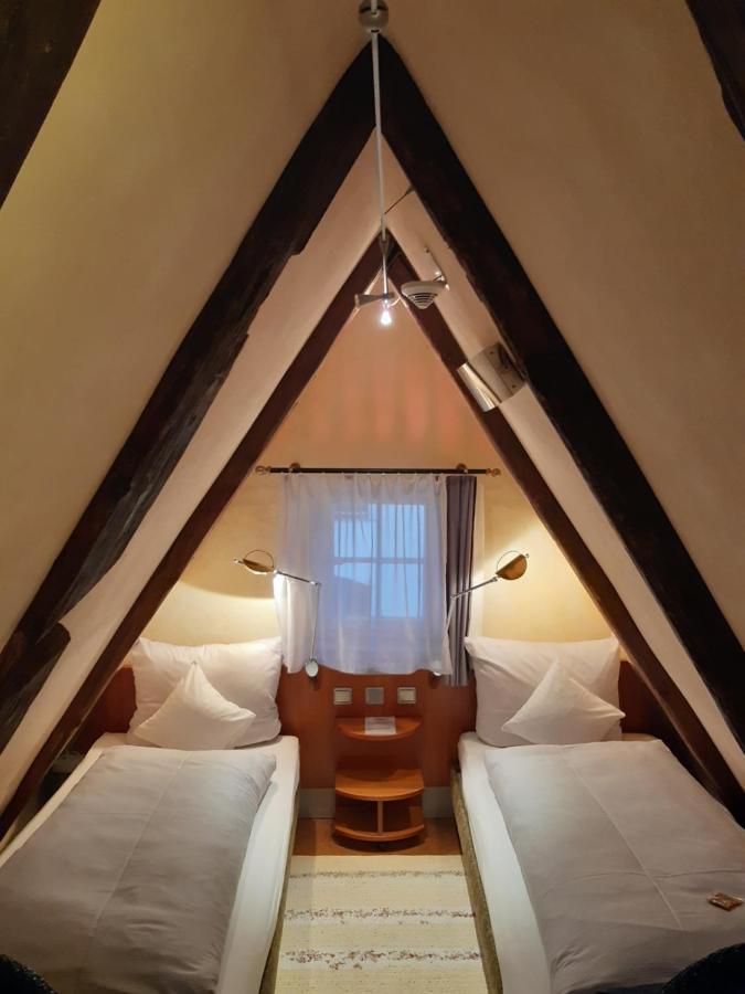 Schiefes Haus Hotell Ulm Eksteriør bilde