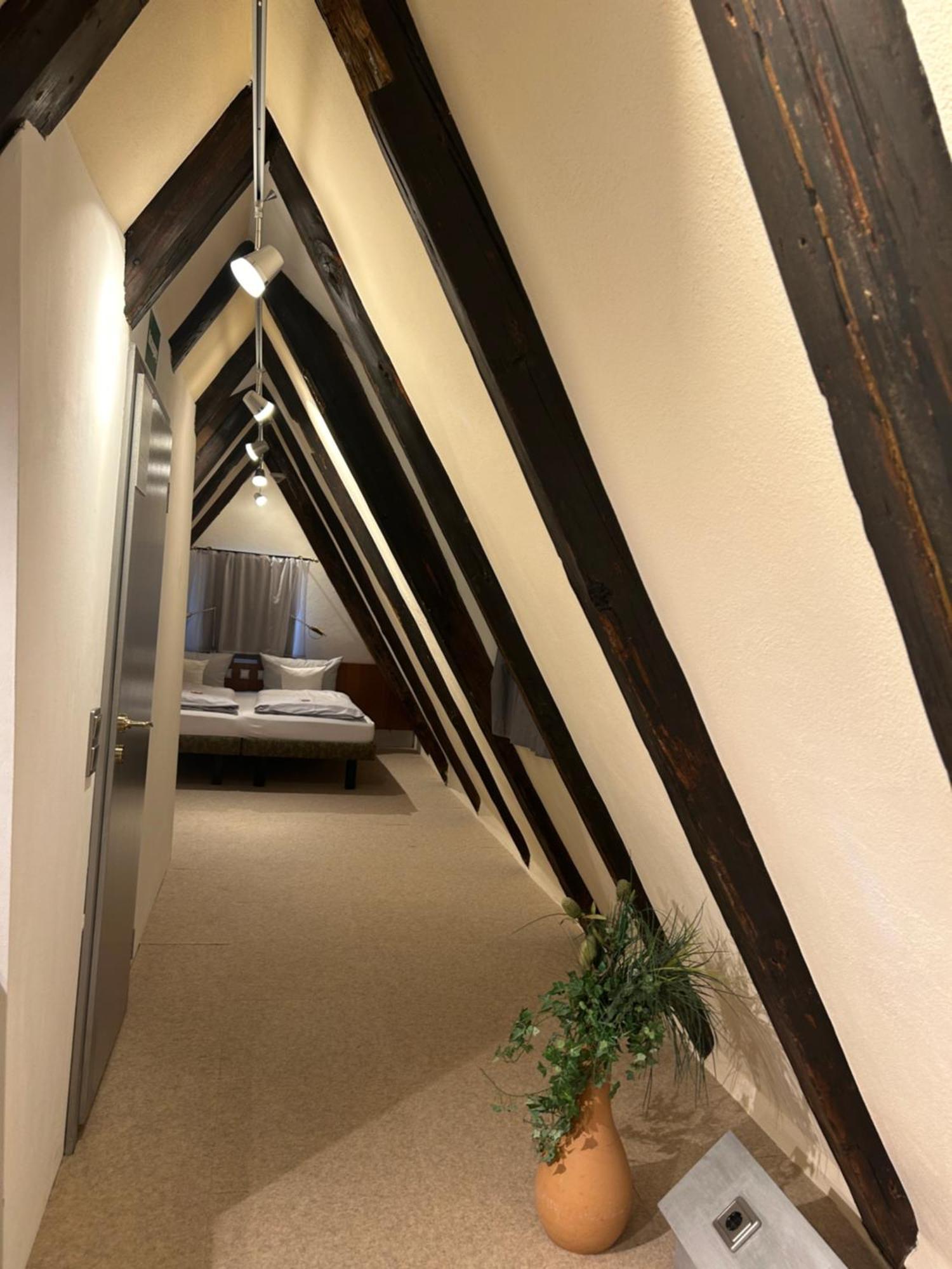 Schiefes Haus Hotell Ulm Eksteriør bilde