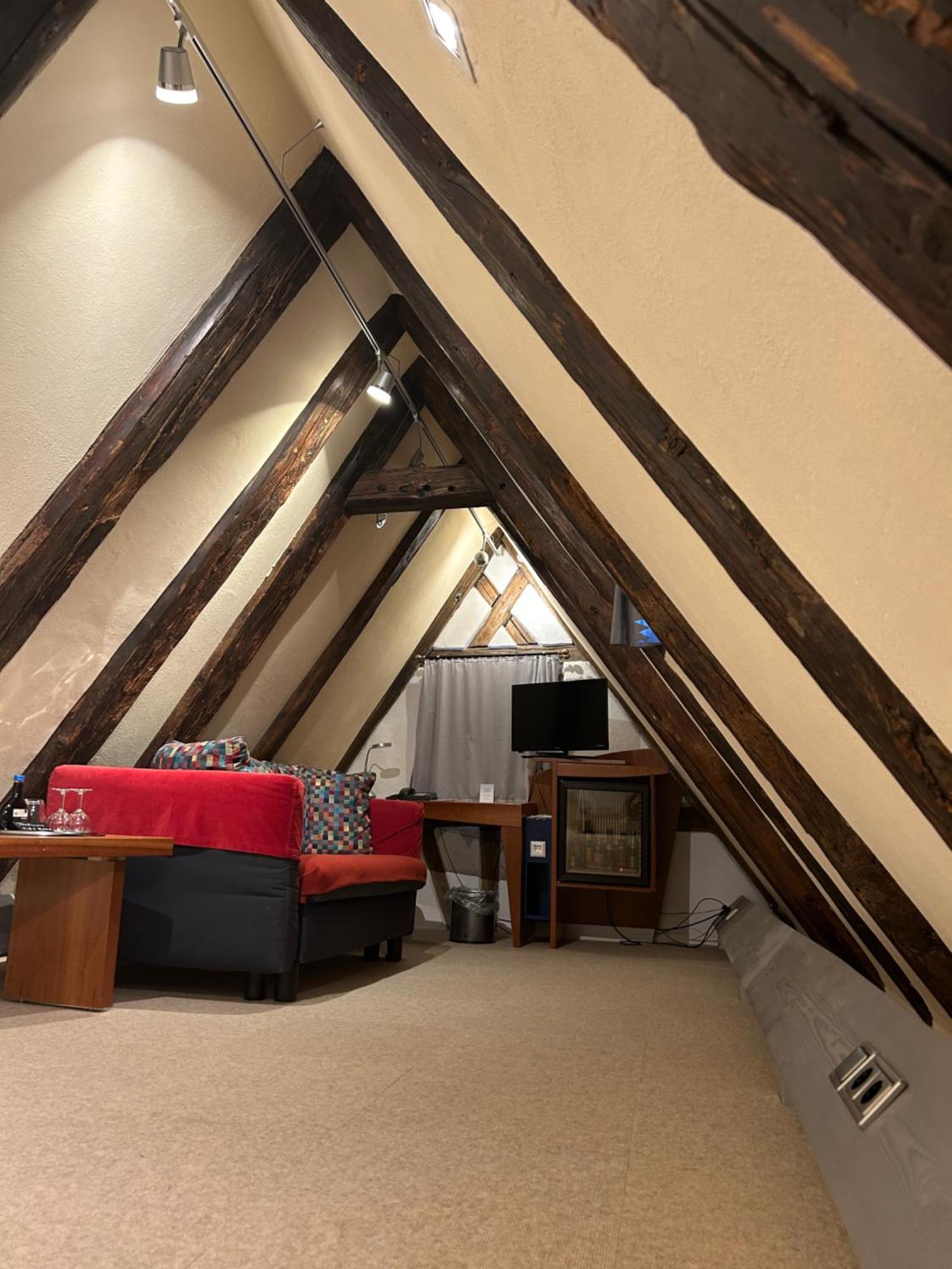 Schiefes Haus Hotell Ulm Eksteriør bilde